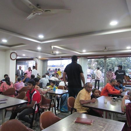 Udupi Regency Hotel Hassan Buitenkant foto